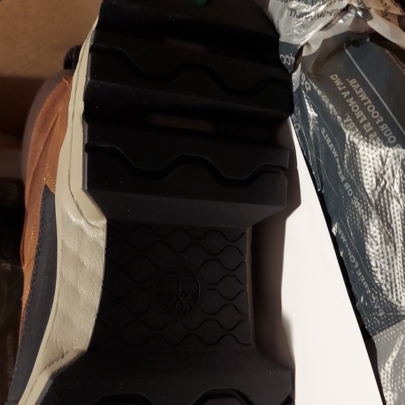 Timberland | Men's TBL Originals Ultra Waterproof Boots, Brown, Size 8.5 - Picture 5 of 9